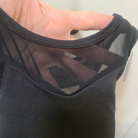 Women's staff - Picture 4 of 5